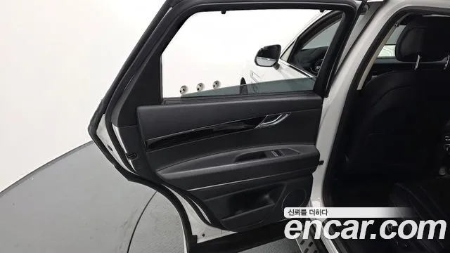 Genesis GV80 2.5T Бензин 2WD — Фото автомобиля 18