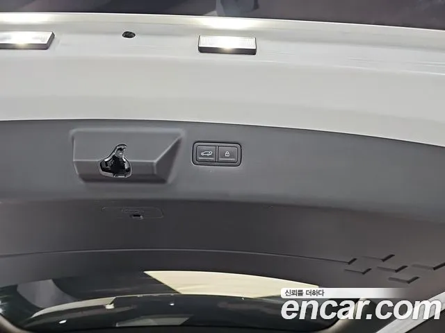 Hyundai Santa Fe MX5 — Фото автомобиля 20