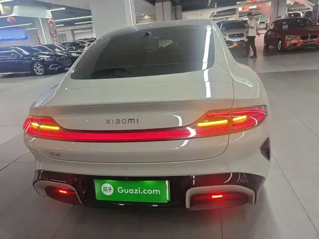 Xiaomi SU7 — Фото автомобиля 3