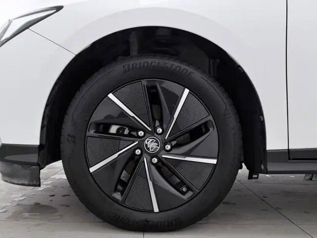 Buick Velite 6 — Фото автомобиля 17
