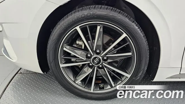 Hyundai Grandeur Grandeur (New) — Фото автомобиля 5