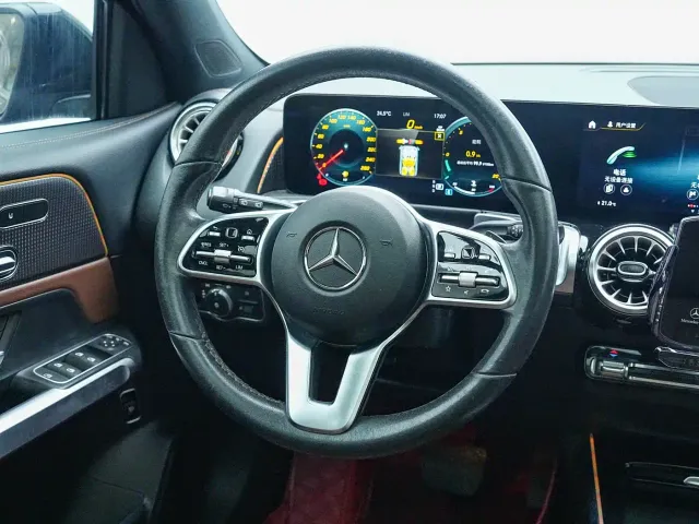 Mercedes-Benz GLB-Class — Фото автомобиля 23