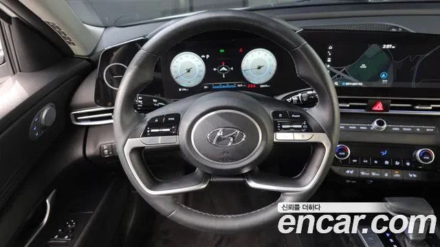 Hyundai Avante CN7 — Фото автомобиля 14