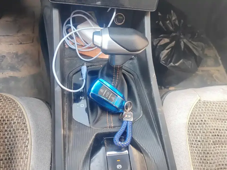 Dongfeng Aeolus Yixuan 2025 1.5L Auto Luxury — Фото автомобиля 16
