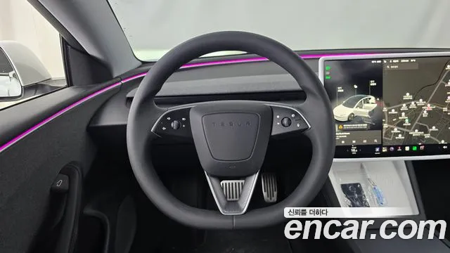 Tesla Model 3 — Фото автомобиля 13