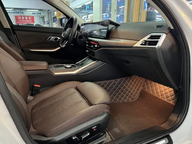 BMW 3 Series — Фото автомобиля 14