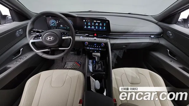 Hyundai Avante CN7 — Фото автомобиля 10
