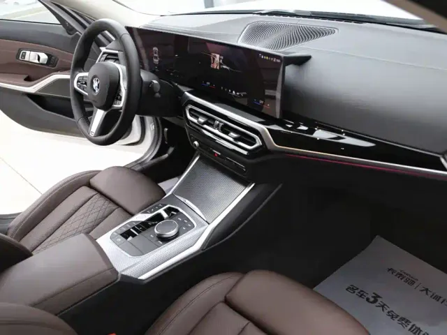BMW 3 Series — Фото автомобиля 21