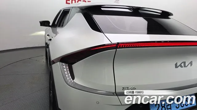 Kia EV6 — Фото автомобиля 19