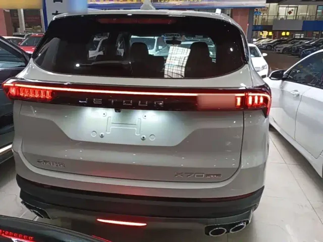 Jetour X70 Plus — Фото автомобиля 5