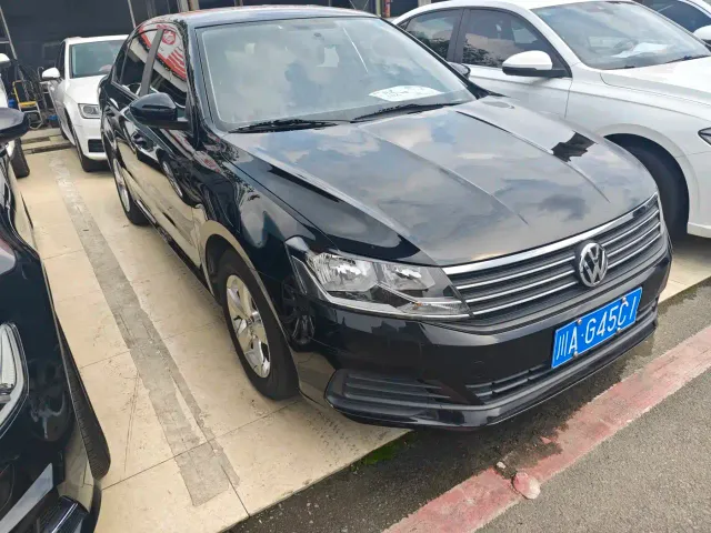 Volkswagen Lavida 2022 1.5L Auto Comfort Edition — Фото автомобиля 3