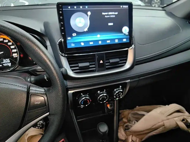 Toyota YARiS L Zhi Xuan — Фото автомобиля 12