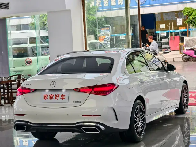 Mercedes-Benz C-Class — Фото автомобиля 16