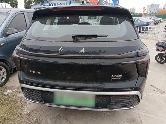 Hongqi HS3 PHEV — Фото автомобиля 5