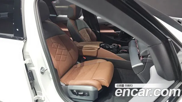 BMW 5-Series 5 серия (G60) 530i xDrive M Sport — Фото автомобиля 12