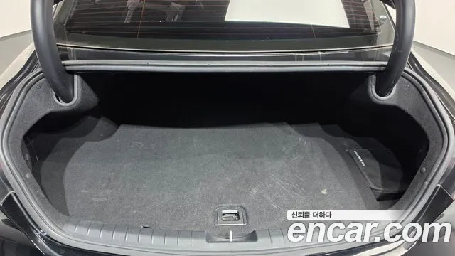 Hyundai Grandeur Новый Grandeur IG 3.0 LPi (Для проката) — Фото автомобиля 16