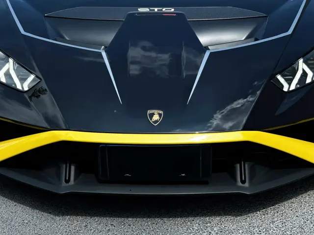 Lamborghini Huracan — Фото автомобиля 8