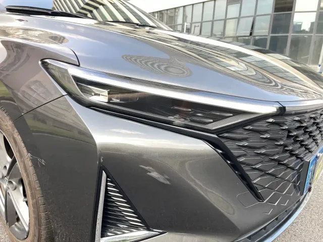 Changan Raeton Plus — Фото автомобиля 27