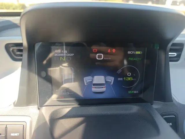 Wuling Hongguang Mini EV — Фото автомобиля 7