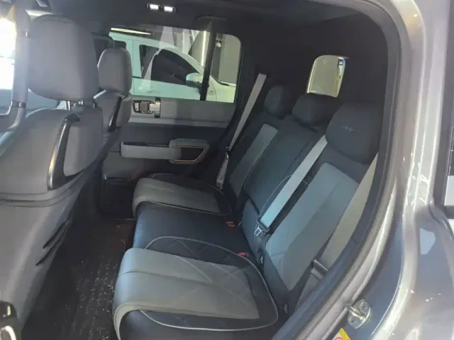 BYD FangChengBao Leopard 5 — Фото автомобиля 16