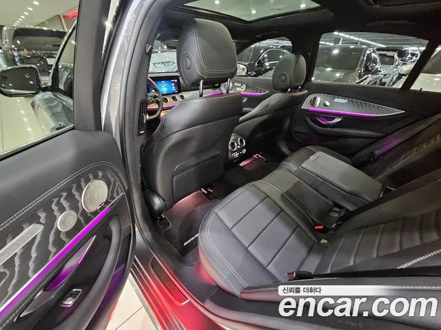 Mercedes-Benz E-Class W213 — Фото автомобиля 12