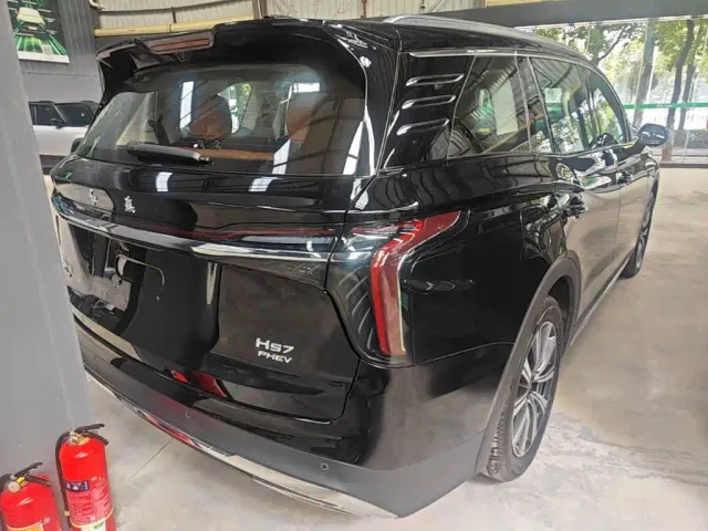 Hongqi HS7 PHEV — Фото автомобиля 6