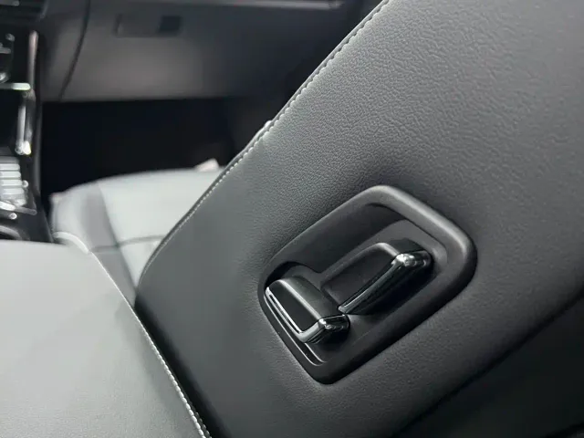 Volkswagen Passat — Фото автомобиля 11