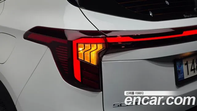 Kia Seltos New — Фото автомобиля 8