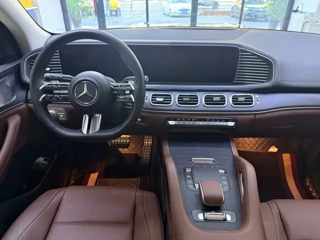 Mercedes-Benz GLS-Class — Фото автомобиля 13
