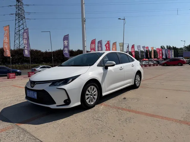 Фотография автомобиля — Toyota Corolla