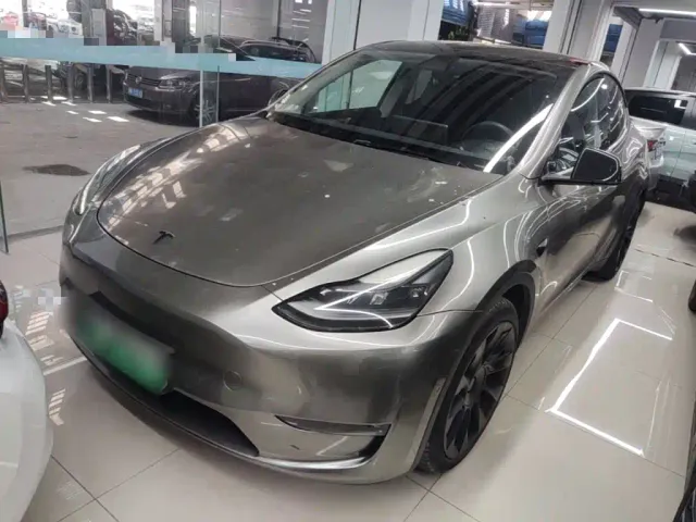 Фотография автомобиля — Tesla Model Y