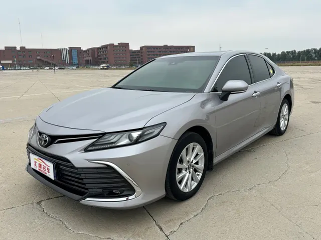 Фотография автомобиля — Toyota Camry