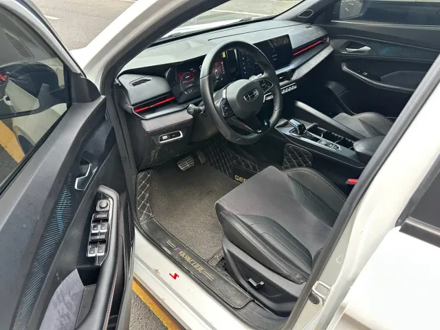 Geely Binrui — Фото автомобиля 6