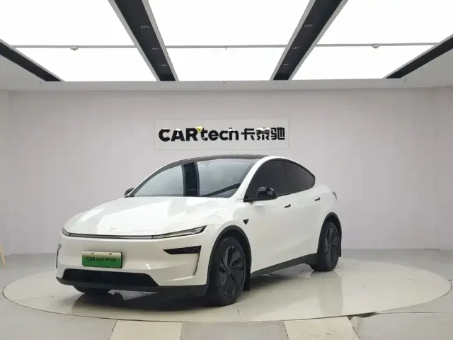 Фотография автомобиля — Tesla Model Y