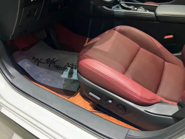 Mazda Axela — Фото автомобиля 16