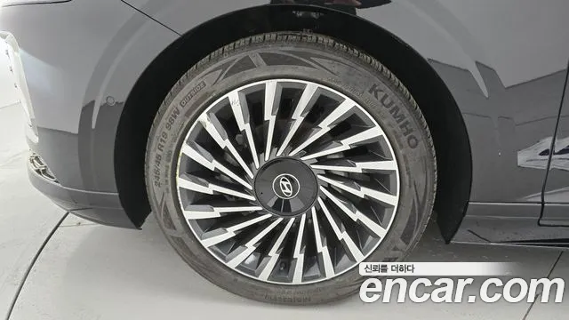 Hyundai Grandeur GN7 — Фото автомобиля 5