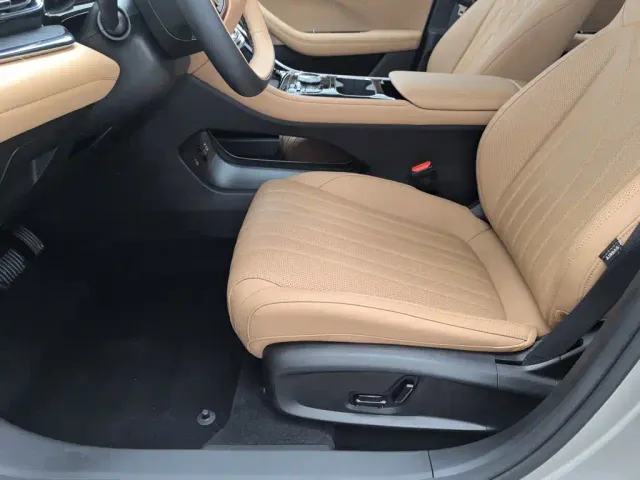 Geely Galaxy Stellar 6 — Фото автомобиля 20