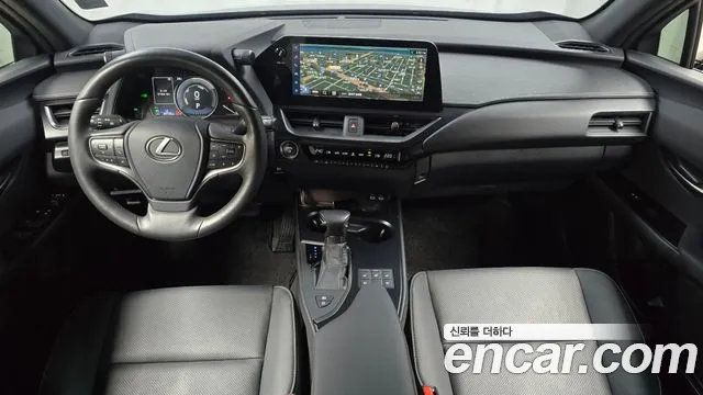 Lexus UX — Фото автомобиля 7