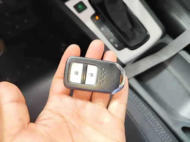 Honda Fit — Фото автомобиля 8