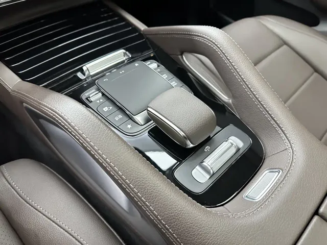 Mercedes-Benz GLS-Class — Фото автомобиля 20