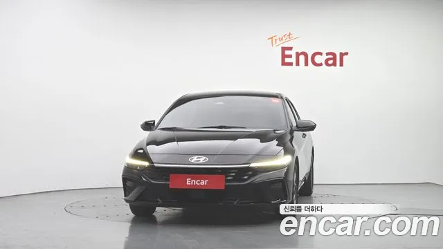 Hyundai Avante CN7 — Фото автомобиля 3