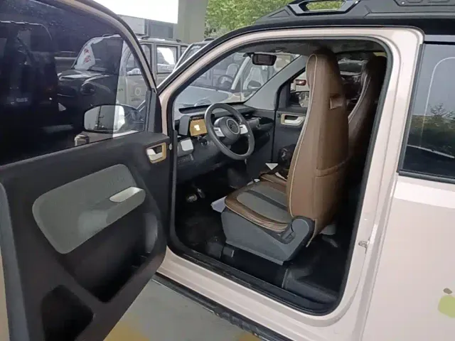 Wuling Hongguang Mini EV — Фото автомобиля 15