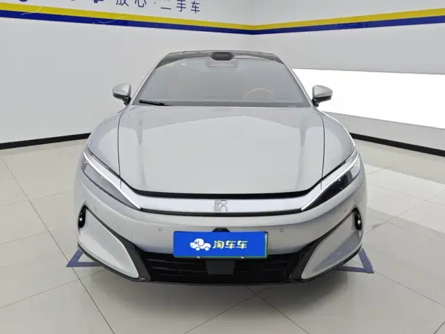 BYD Han L — Фото автомобиля 2