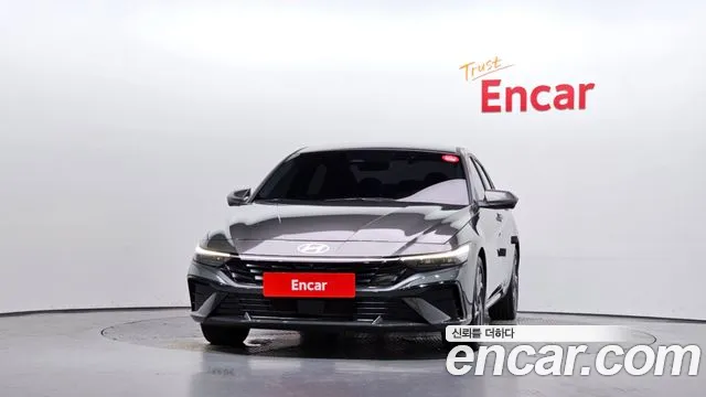Hyundai AVANTE Новый Avante (CN7) — Фото автомобиля 3