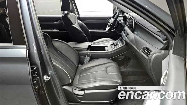 Hyundai Palisade Palisade Дизель 2.2 2WD — Фото автомобиля 10