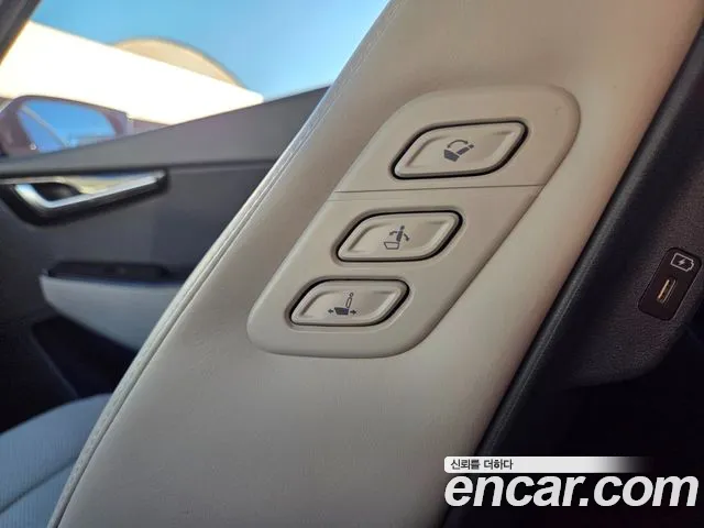 Kia EV6 — Фото автомобиля 17