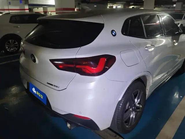 BMW X2 — Фото автомобиля 3