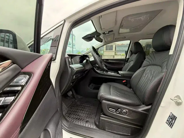 GAC Trumpchi M8 — Фото автомобиля 4