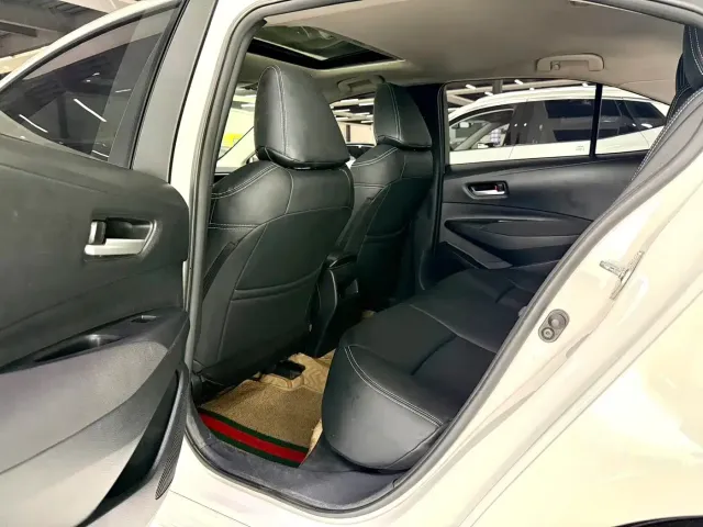 Toyota Corolla — Фото автомобиля 5