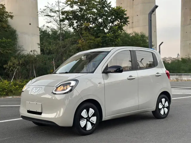 Фотография автомобиля — Wuling Hongguang Mini EV